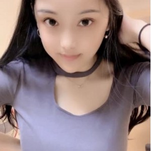 燕子姐姐高清美少女专辑，成熟型美女自拍小视频共5集，总计150m